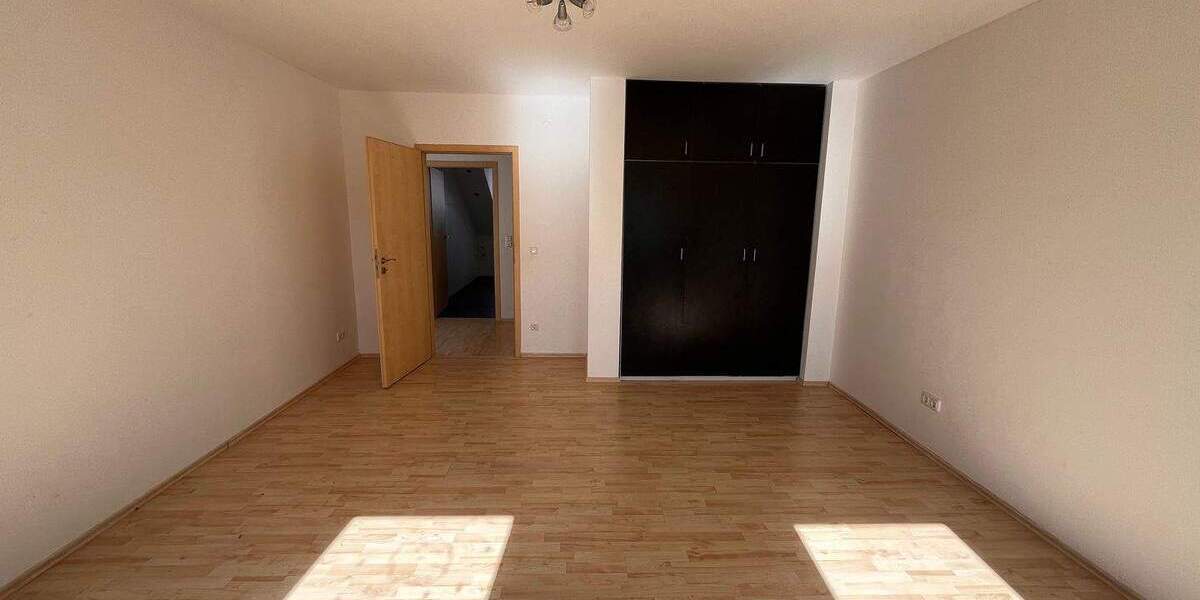 Etagenwohnung Feucht - 4 Zimmer, 117 m&sup2;, 410.000&euro; | Angebot:26293016