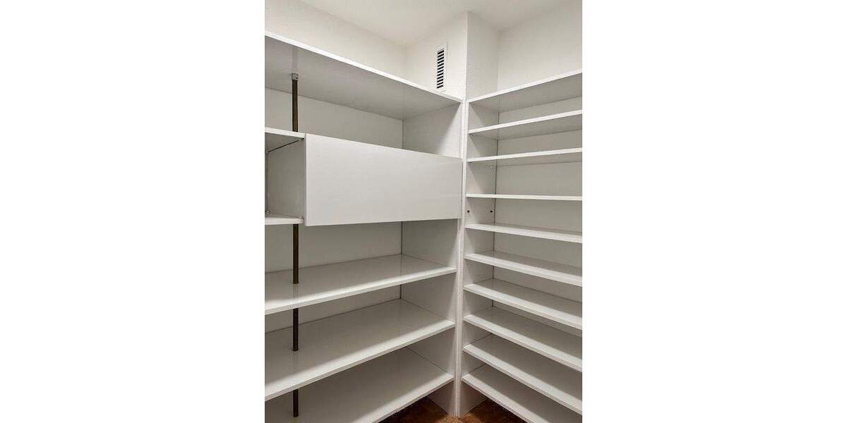 Etagenwohnung Nürnberg Laufamholz - 4 Zimmer, 108 m&sup2;, 397.720&euro; | Angebot:25818693