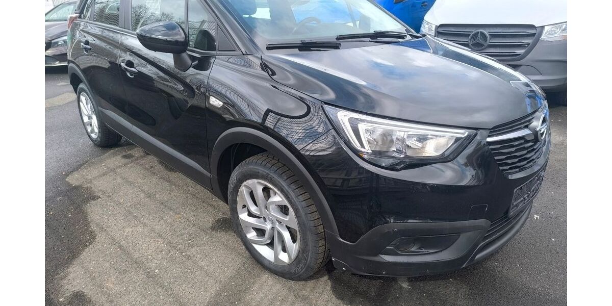 Opel Crossland (X) 146.000 km 9.990 &euro; Nürnberg 90439