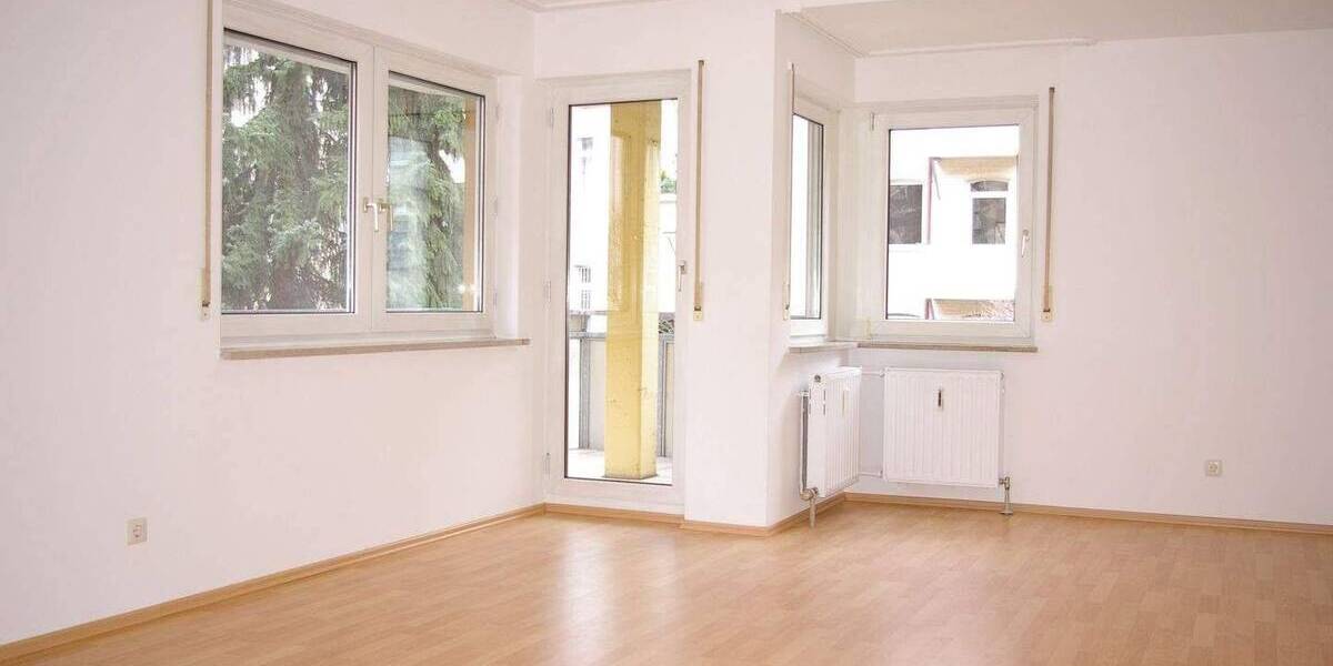 Etagenwohnung Nürnberg Bleiweiß - 3 Zimmer, 79 m&sup2;, 880&euro; | Angebot:26833816