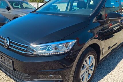 VW Touran 42.412 km 26.999 &euro; Fürth 90765
