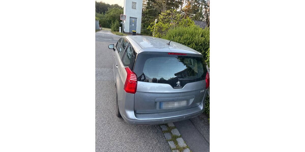 Peugeot 5008 138.700 km 5.900 &euro; Wachendorf-Cadolzburg 90556