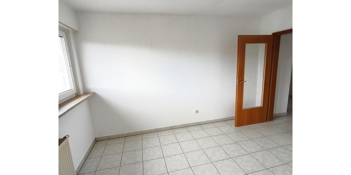 3 Zi. Wohnung (Nr. 6) im DG (2. OG) mit Balkon und Garage - Etagenwohnung Erlangen OT Dechsendorf | Angebot:24315669