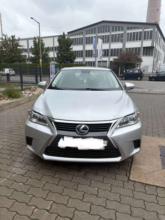 Lexus CT 200h 166.000 km 10.500 € Fürth 90763