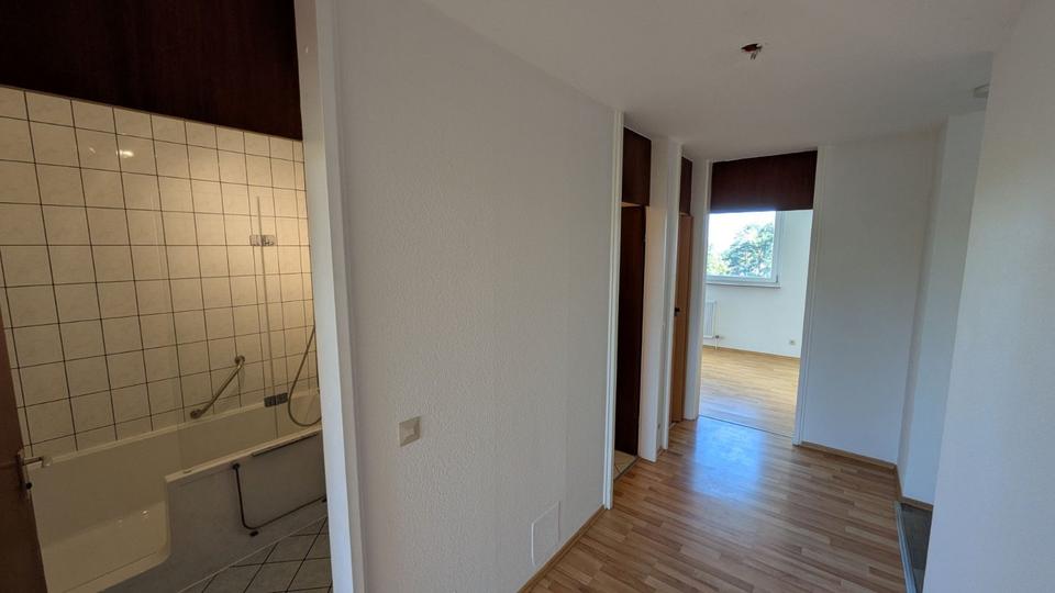 Etagenwohnung Erlangen Alterlangen - 3 Zimmer, 82 m&sup2;, 262.000&euro; | Angebot:27606766