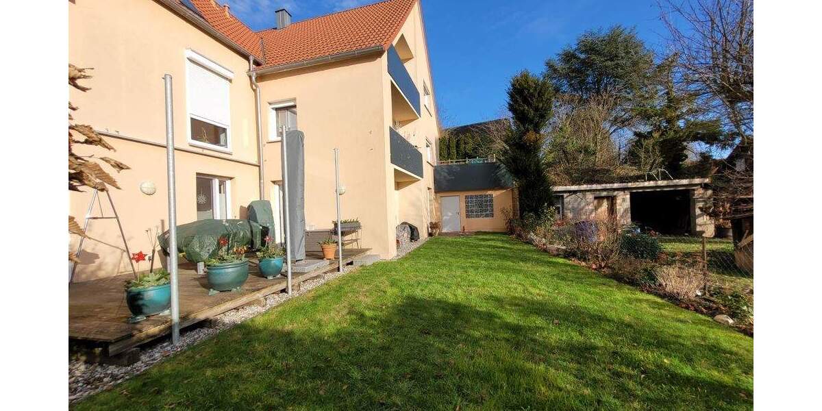 ** TOP GELEGENHEIT ** Saniertes 4-Familienhaus in bevorzugter Wohnlage für Anleger ** zimmer