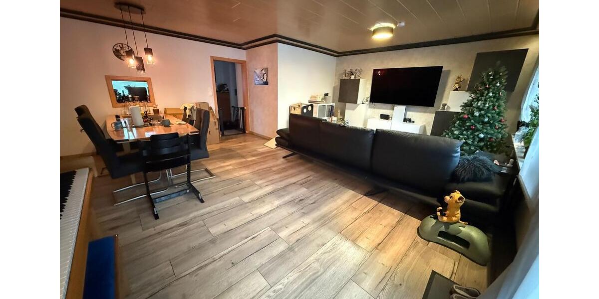 Modernes Einfamilienhaus mit Garten, Solar- & Photovoltaikanlage 6 zimmer