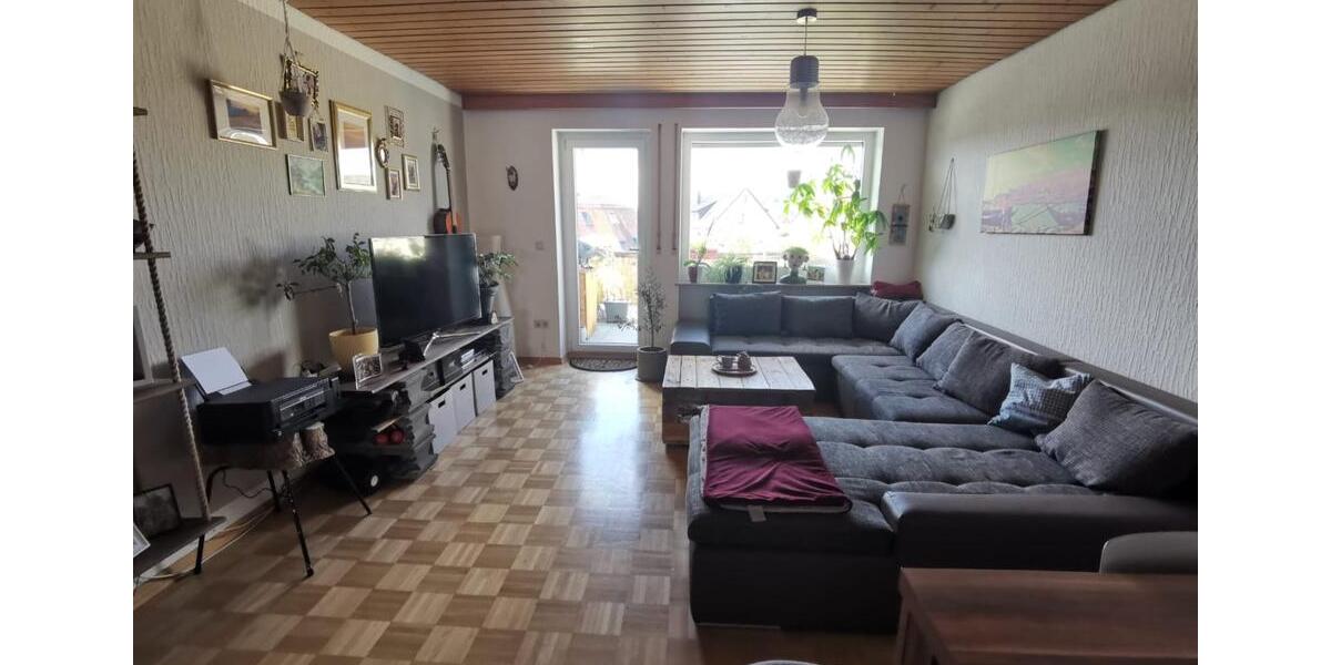 Dachgeschoßwohnung Forchheim - 3 Zimmer, 73 m&sup2;, 860&euro; | Angebot:25238332