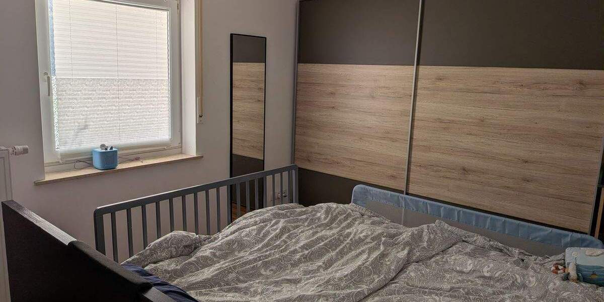 Großzügige 3 Zimmer Wohnung mit Balkon in Zerzabelshof-komplett saniert 3 zimmer