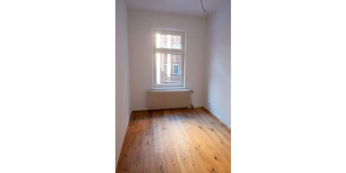 Eine frische Leinwand wartet auf Sie - Büro oder Praxisräume mit Gestaltungsspielraum 7 zimmer