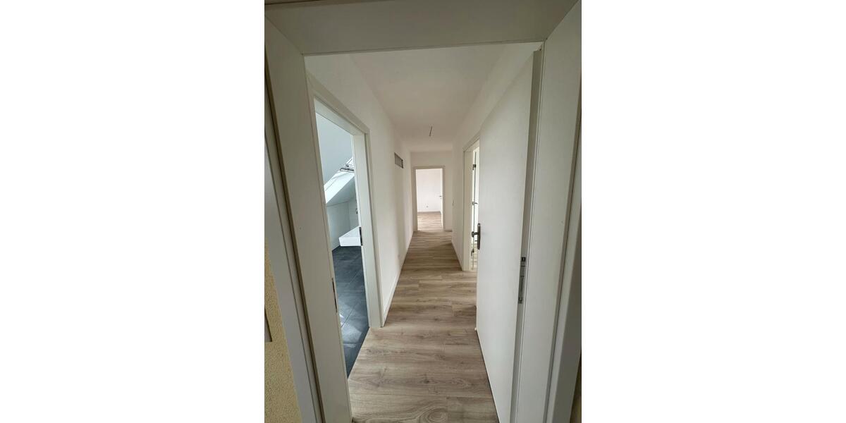 Dachgeschoßwohnung Oberasbach - 3 Zimmer, 51 m&sup2;, 199.000&euro; | Angebot:26995670