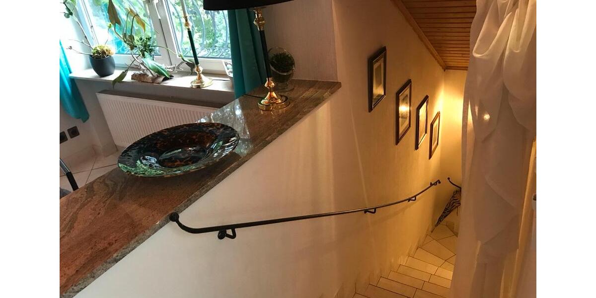 Einfamilienhaus Nürnberg Rabus - 8 Zimmer, 280 m&sup2;, 2.400&euro; | Angebot:27614444