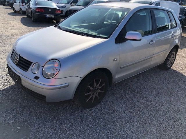 VW Polo 244.000 km 999 € Nürnberg 90431