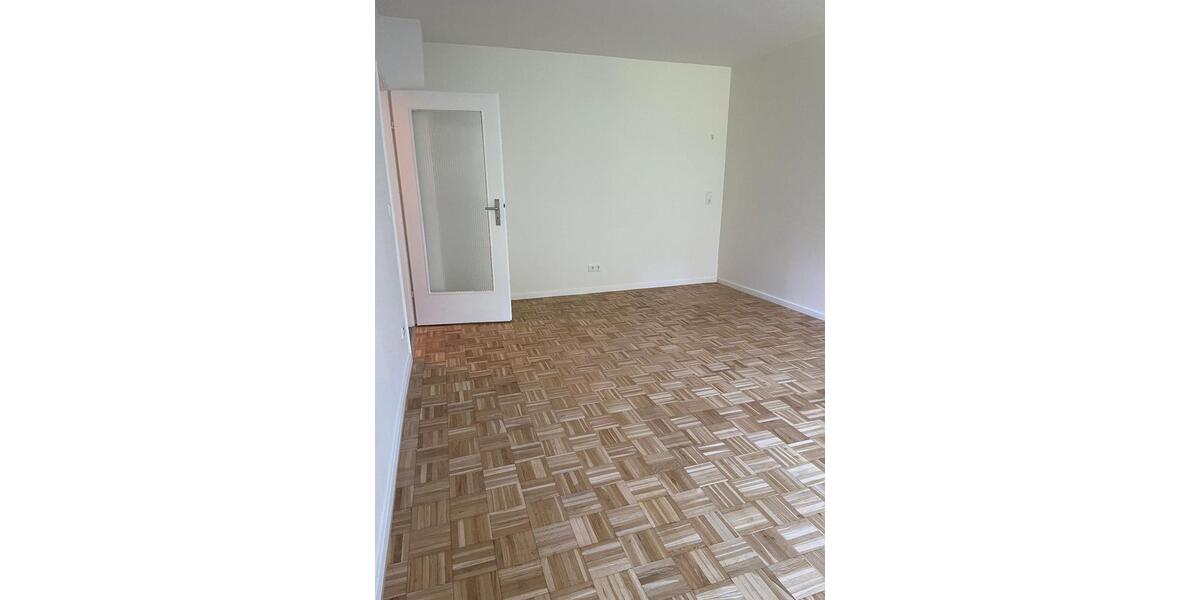Etagenwohnung Nürnberg Hasenbuck - 1 Zimmer, 29 m&sup2;, 589&euro; | Angebot:27542771