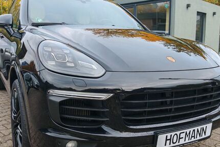 Porsche Cayenne 181.000 km 35.890 &euro; Nürnberg 90427