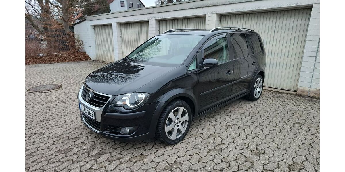 VW Touran 220.000 km 7.950 &euro; Nürnberg 90441