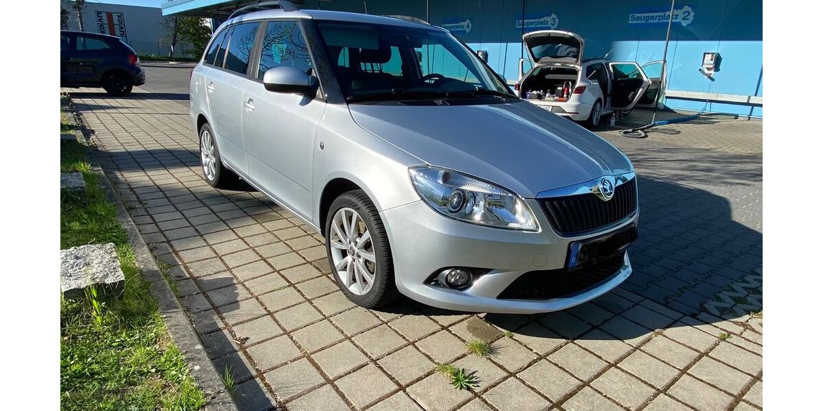 Skoda Fabia 118.000 km 8.299 &euro; Schwabach 91126