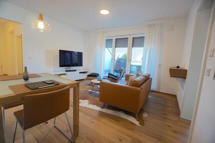 Herrliche 3-Zimmer-Whg., Aufzug, Tiefgarage, hochwertige Ausstattung, Küche, wunderschöne Dachloggia 3 zimmer