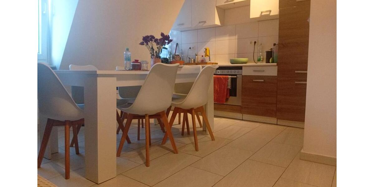 Dachgeschoßwohnung Fürth Südstadt - 3 Zimmer, 69 m&sup2;, 870&euro; | Angebot:25724334