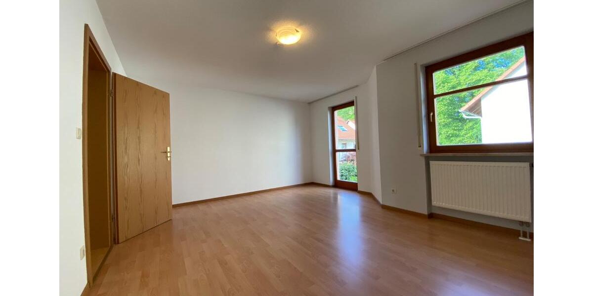Reihenhaus Nürnberg Holzheim - 6 Zimmer, 178 m&sup2;, 1.890&euro; | Angebot:27614226