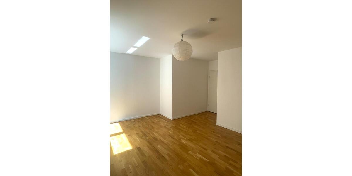Etagenwohnung Nürnberg Rabus - 4 Zimmer, 100 m&sup2;, 400&euro; | Angebot:26286986