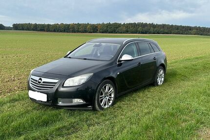 Opel Insignia 270.000 km 2.450 € Stein 90449