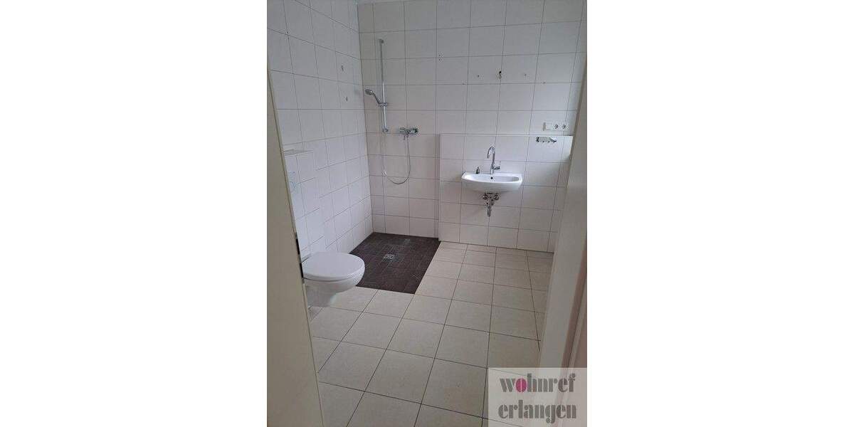 Etagenwohnung Erlangen Innenstadt - 4 Zimmer, 99 m&sup2;, 1.790&euro; | Angebot:25674770