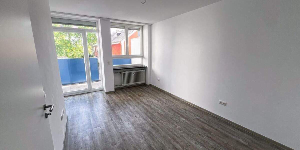Etagenwohnung Nürnberg Steinbühl - 2 Zimmer, 65 m&sup2;, 950&euro; | Angebot:26741046