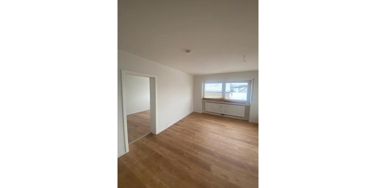 Sonnige 48 qm mit Balkon in Schwarzenbruck 2 zimmer