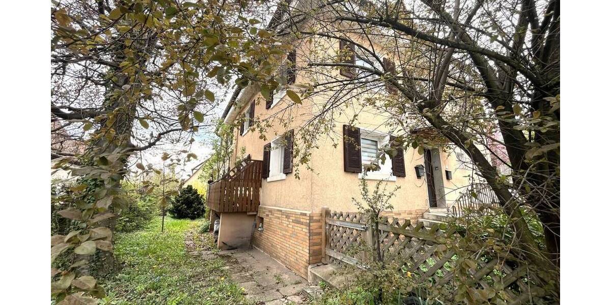 Mehrfamilienhaus, Wohnhaus Roßtal - 6 Zimmer, 161 m&sup2;, 209.000&euro; | Angebot:26377539