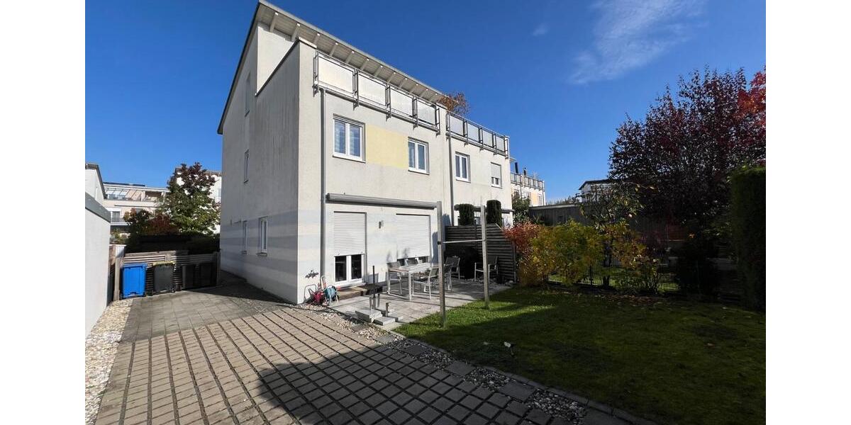 Schöne 5-Zimmer-Doppelhaushälfte in Nürnberg Worzeldorf 5 zimmer