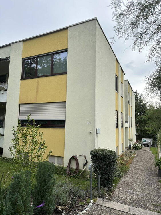 Stilvolle,modernisierte 4-Zi.-WG mit gehobener innenausstattung