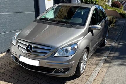 Mercedes-Benz B 150 97.500 km 6.400 &euro; Kammerstein/Barthelmesaurach 91126