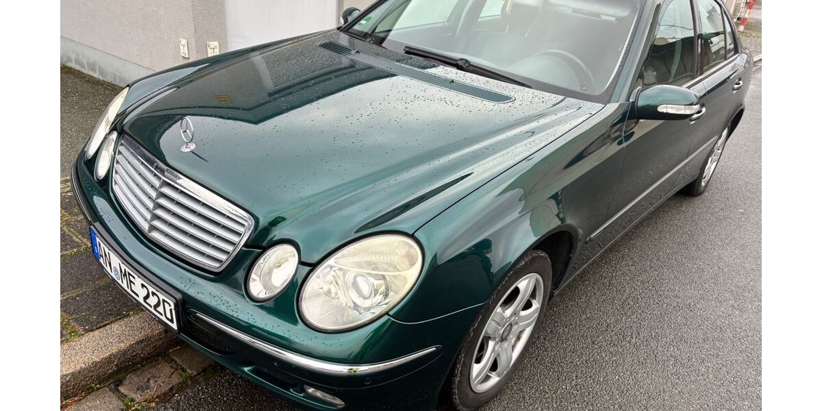 Mercedes-Benz E 220 264.827 km 3.199 &euro; Fürth , Bay 90762
