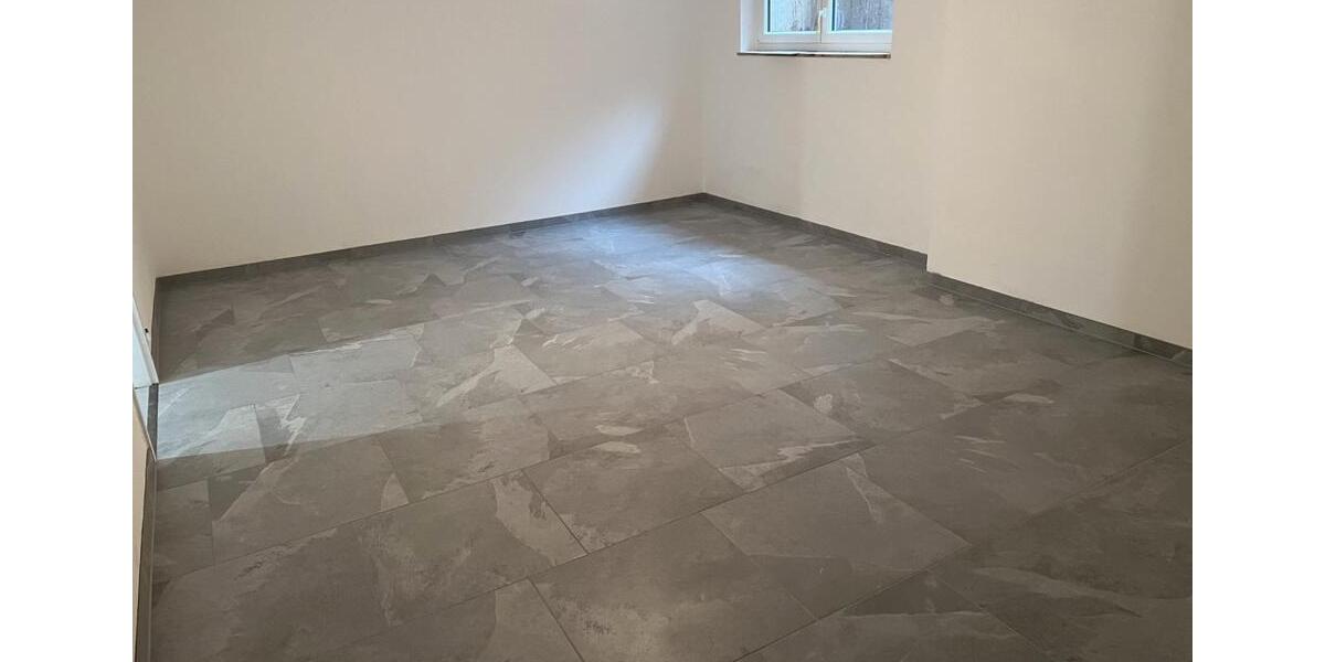 Doppelhaushälfte Buckenhof - 5 Zimmer, 170 m&sup2;, 2.465&euro; | Angebot:26048193