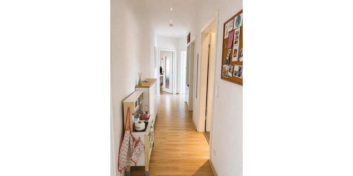 Dachgeschoßwohnung Erlangen Bruck - 3.5 Zimmer, 83 m&sup2;, 1.150&euro; | Angebot:26606083