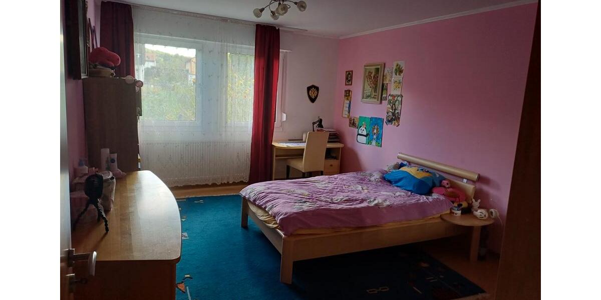 Doppelhaushälfte Schnaittach - 9 Zimmer, 270 m&sup2;, 597.000&euro; | Angebot:26602752