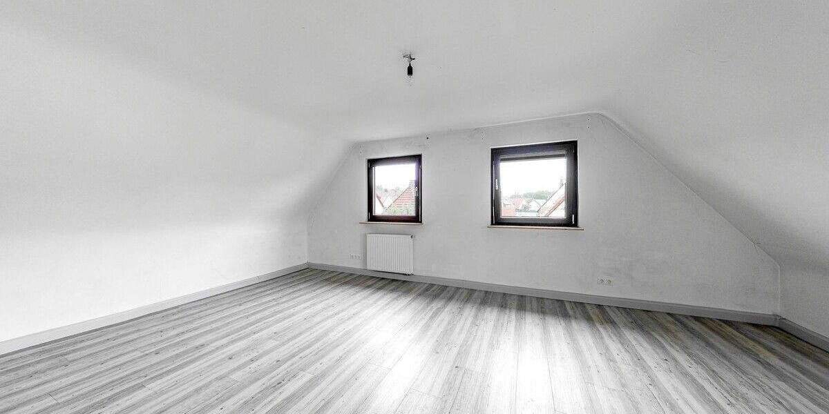 Mehrfamilienhaus, Wohnhaus Erlangen / Frauenaurach Frauenaurach - 7 Zimmer, 179 m&sup2;, 549.000&euro; | Angebot:25732868