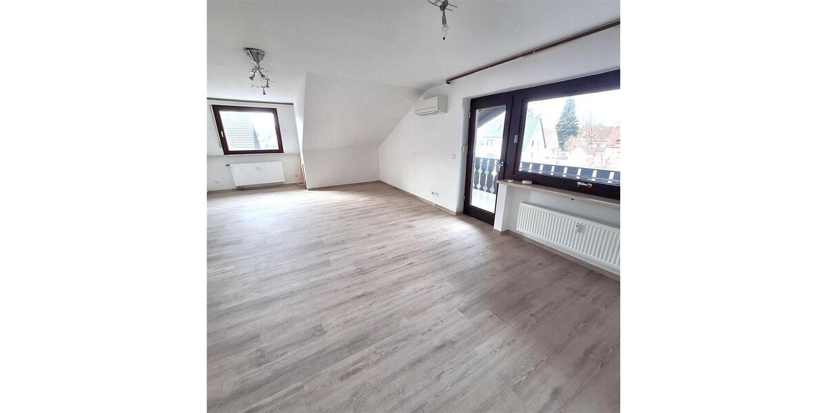 Etagenwohnung Allersberg Eismannsdorf - 3 Zimmer, 100 m&sup2;, 960&euro; | Angebot:25918691