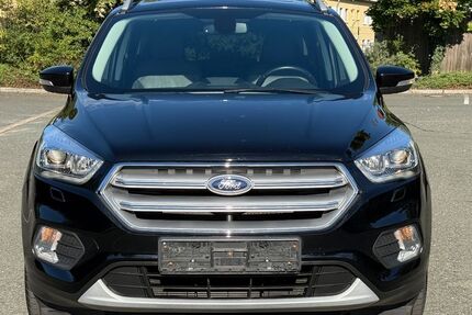 Ford Kuga 119.000 km 9.900 € Fuerth 90768