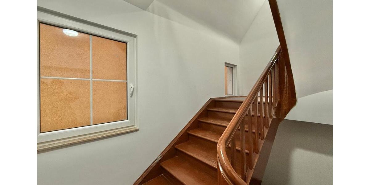 Etagenwohnung Roth - 4 Zimmer, 104 m&sup2;, 1.245&euro; | Angebot:26337892
