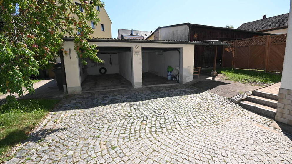 Top Investment vor den Toren Nürnbergs! Wohnensemble mit 10 Einheiten in Stein