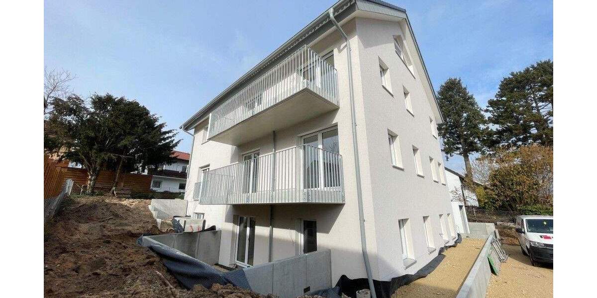 Etagenwohnung Fürth Vach - 3 Zimmer, 108 m&sup2;, 1.540&euro; | Angebot:25699459