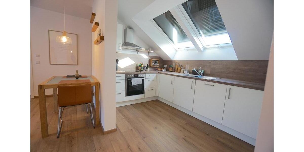 Herrliche 3-Zimmer-Whg., Aufzug, Tiefgarage, hochwertige Ausstattung, Küche, wunderschöne Dachloggia 3 zimmer