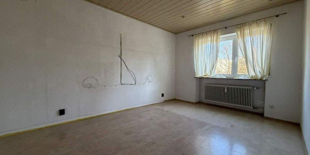 Etagenwohnung Erlangen Büchenbach - 3 Zimmer, 97 m&sup2;, 1.050&euro; | Angebot:25835204