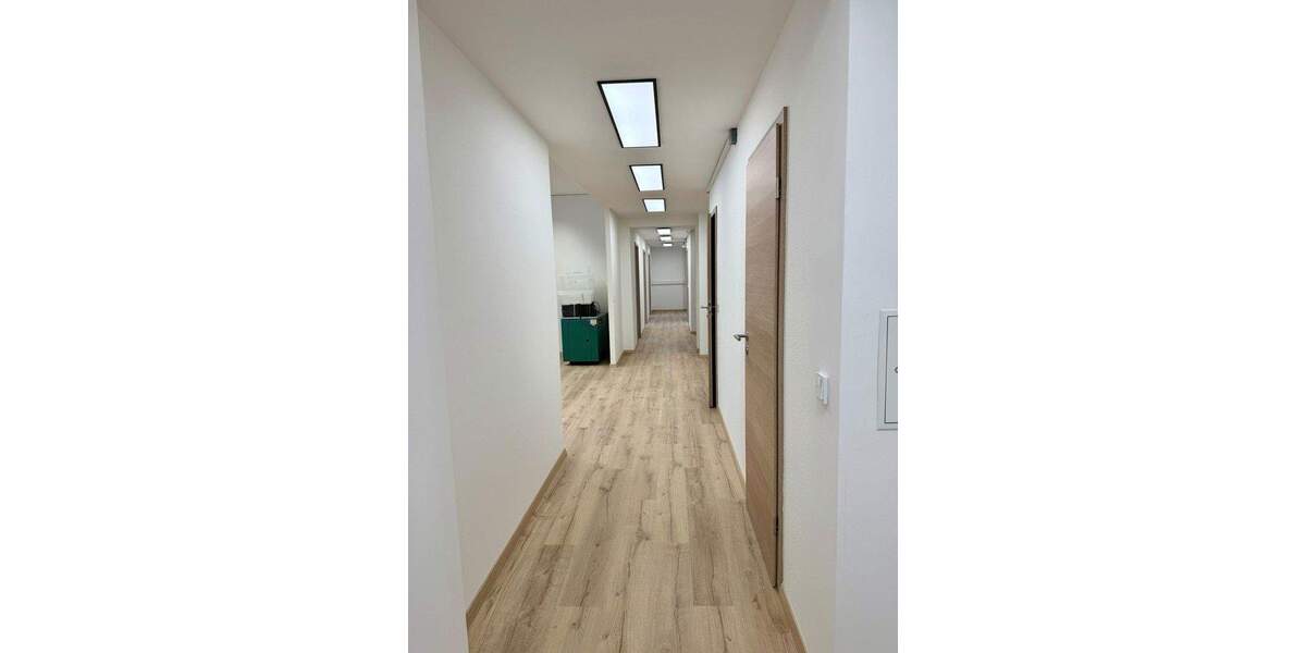 Büro Praxis Seminarräume Nürnberg - saniert, ca. 220 m², bei Hbf - provisionsfrei (Eigentümer) zimmer