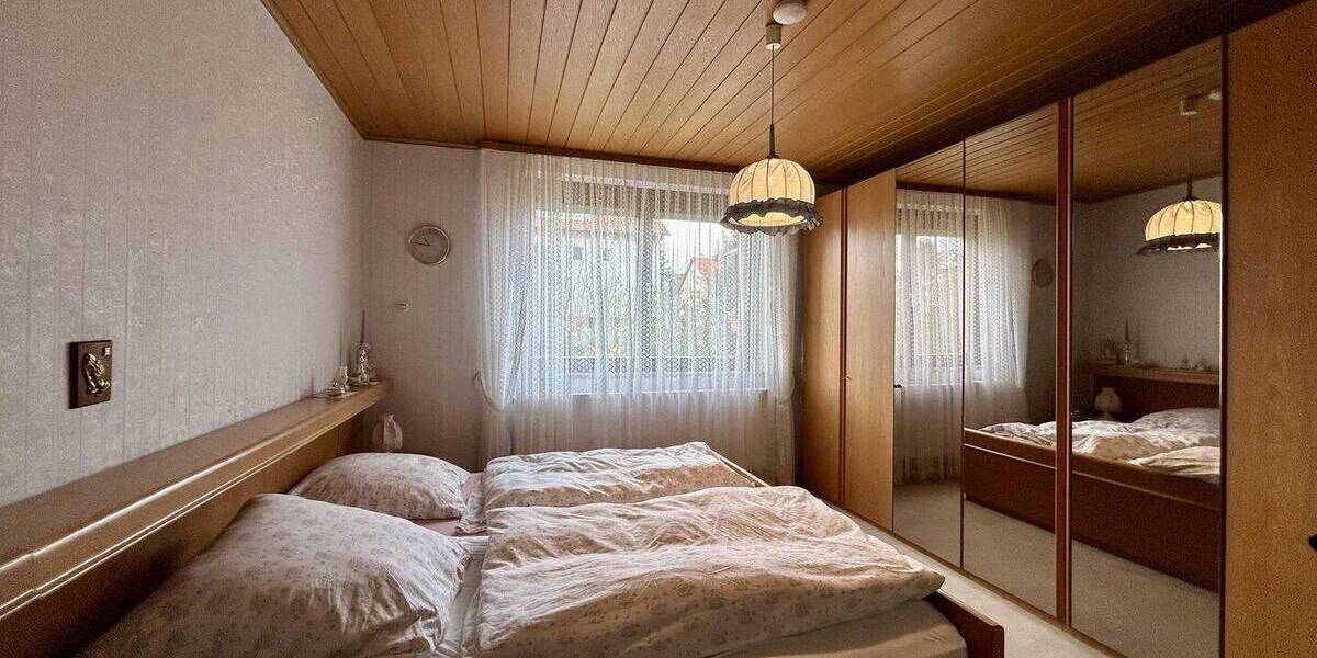 Doppelhaushälfte Erlangen Sebaldussiedlung - 8 Zimmer, 168 m&sup2;, 670.000&euro; | Angebot:26189083