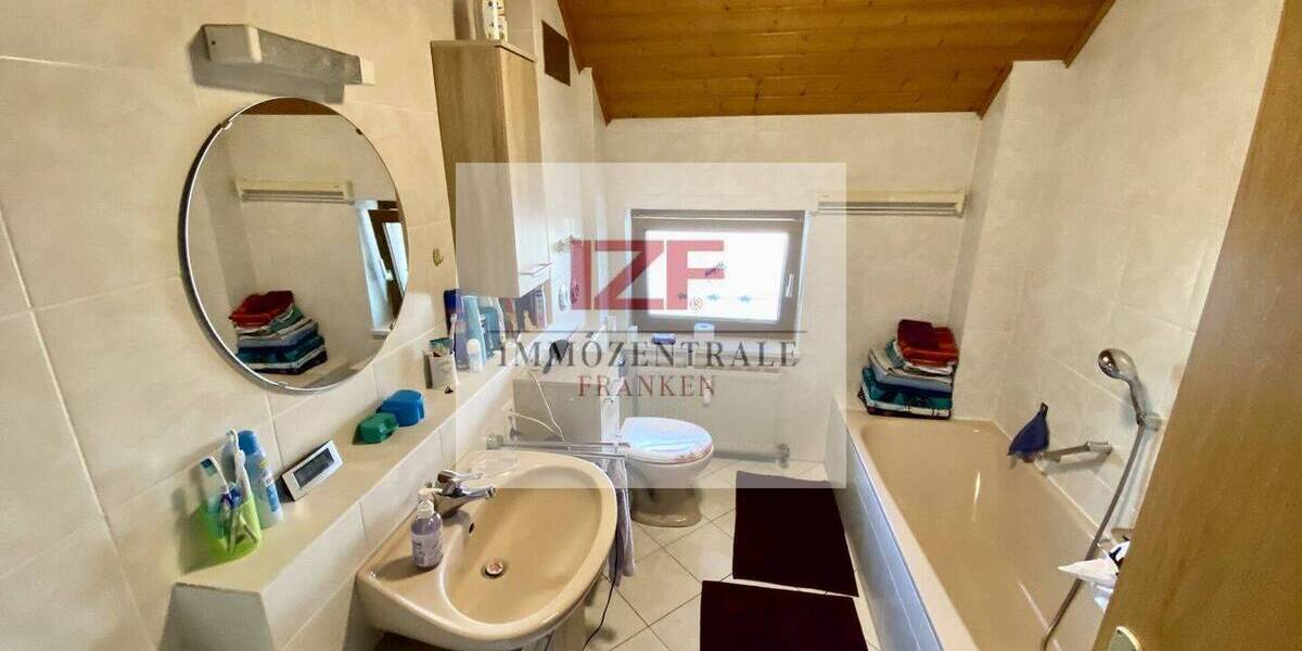 Etagenwohnung Altdorf bei Nürnberg Altdorf - 3 Zimmer, 75 m&sup2;, 900&euro; | Angebot:26916653