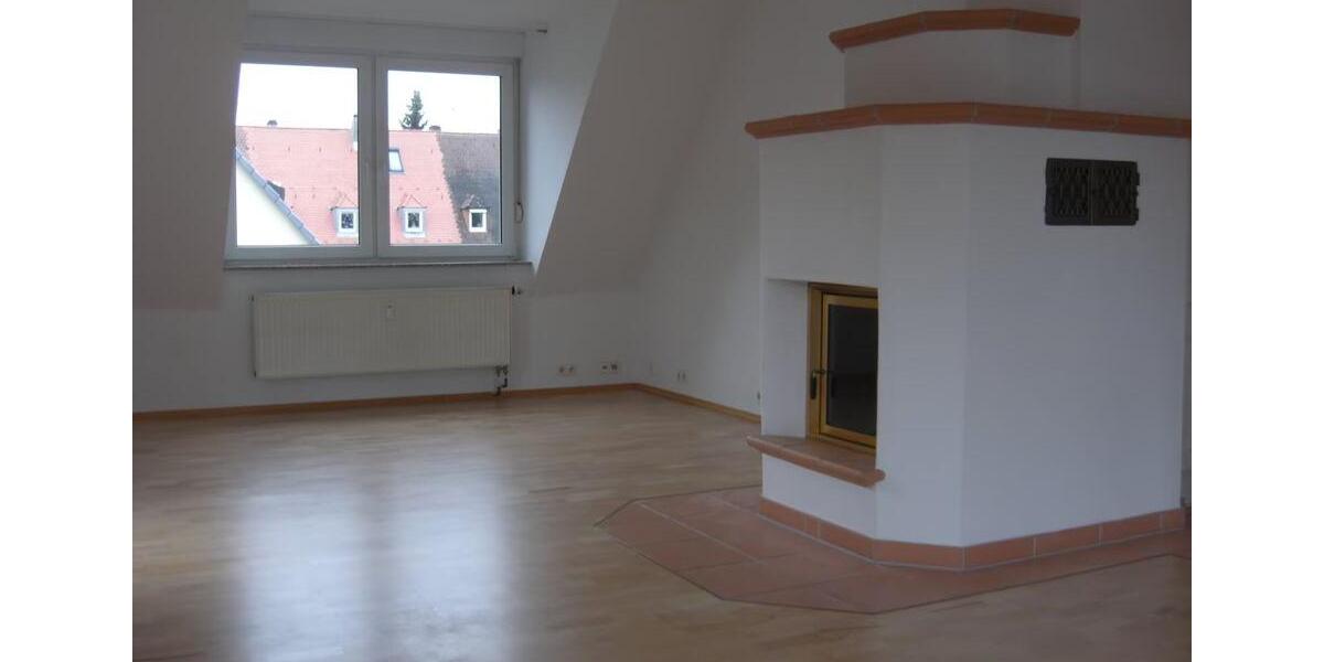 Traum Maisonettewohnung teilmöbliert mit 3 Balkonen, Einbauküche 3 zimmer