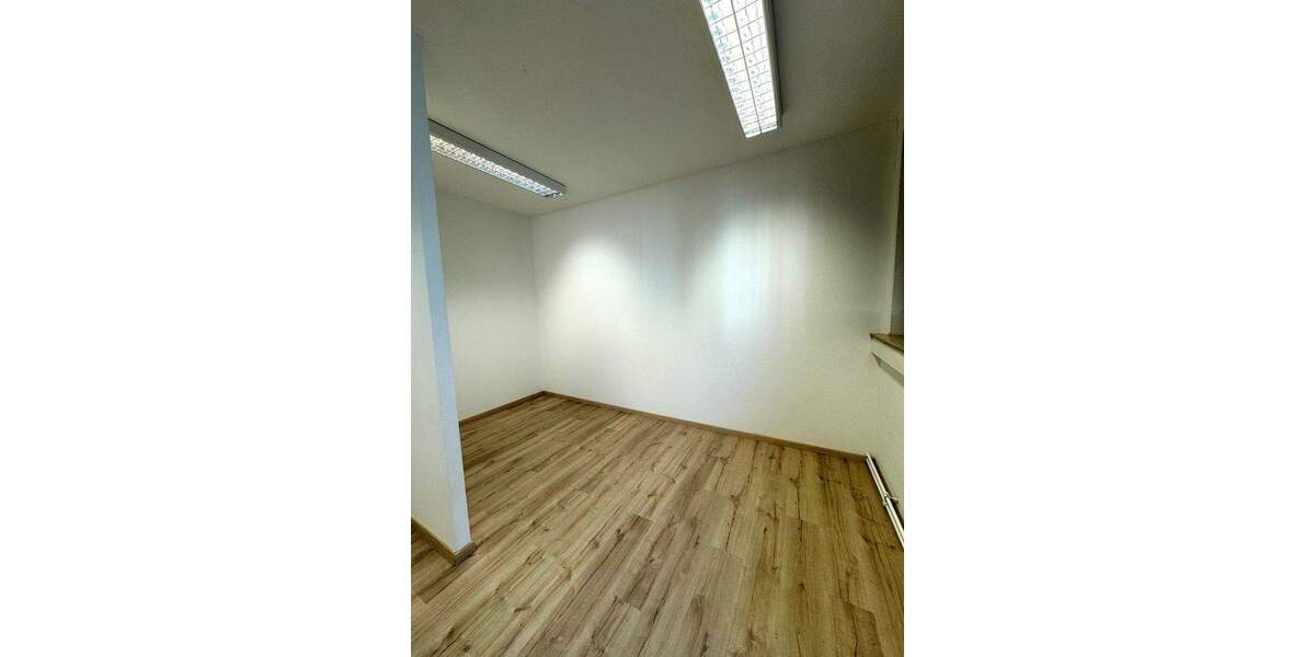 Büro Praxis Seminarräume Nürnberg - saniert, ca. 220 m², bei Hbf - provisionsfrei (Eigentümer) zimmer